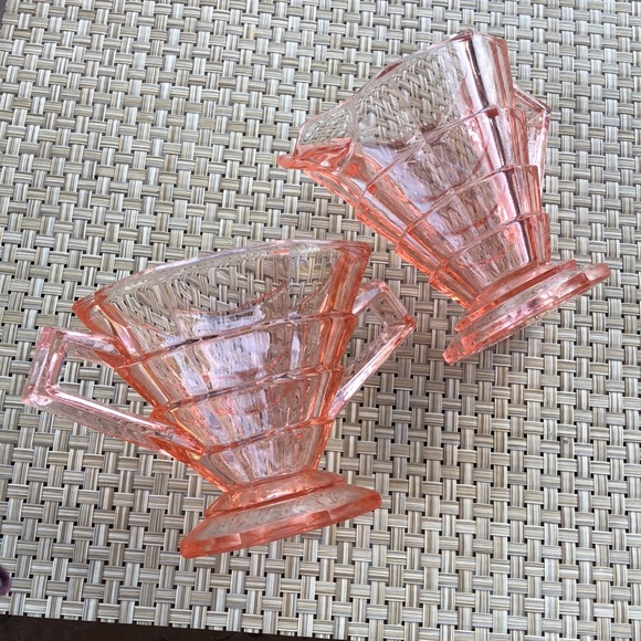Vintage Indiana Glass pink Depression creamer and sugar bowl. 1920’s. Mint !!! - Picture 2 of 3